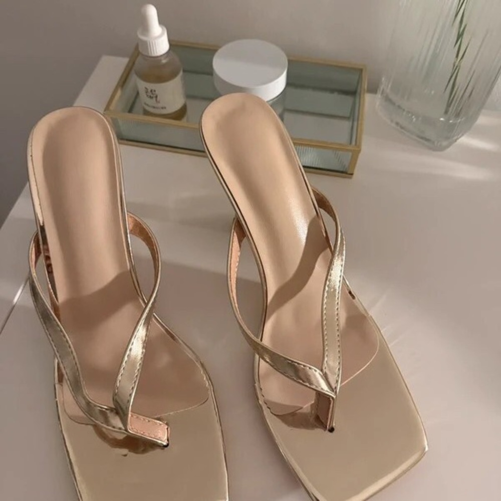 Chic Gold Women's Heels